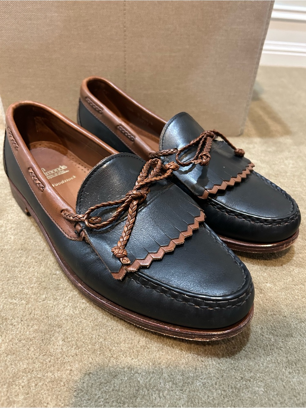 Allen Edmonds Black and Brown Kiltie Tassel Loafers Size 10.5 D